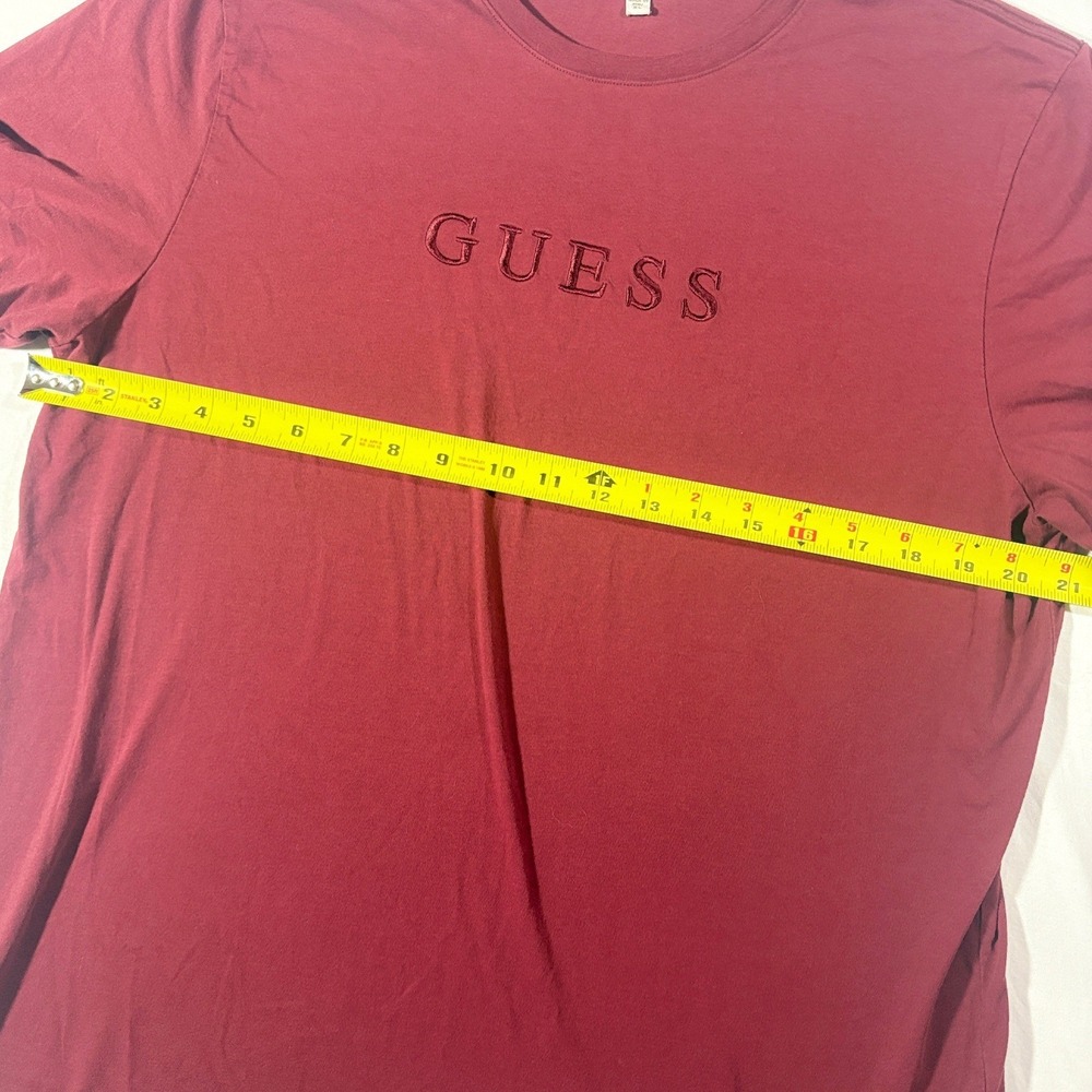 Guess Men's Crewneck Short Sleeve Shirt Size XL Embroidered Logo Red Casual - Picture 6 of 8